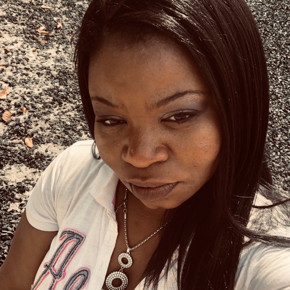 Meet your Posher, Ladonna - Picture 1 of 1